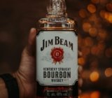 Melhores Bourbons de 2025: Eagle Rare Bourbon, Buffalo Trace Bourbon, Woodford Reserve, Jim Beam, Entre Outros