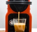 Melhor Cafeteira Dolce Gusto de 2025: Genio S Plus, Genio S Touch, Genio S Basic, XL, Mini Me, Entre Outras